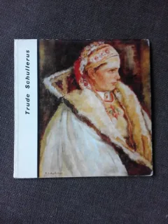 TRUDE SCHULLERUS, TEXT JULIANA DANCU