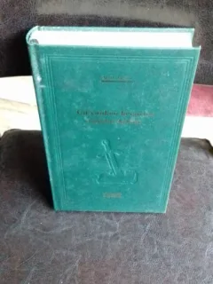 UN YANKEU LA CURTEA REGELUI ARTHUR - MARK TWAIN