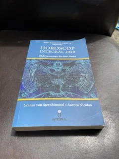Uranus von Sternhimmel, Aurora Nicolau - Horoscop Integral 2020