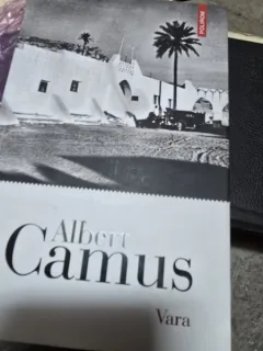 Vara - Albert Camus