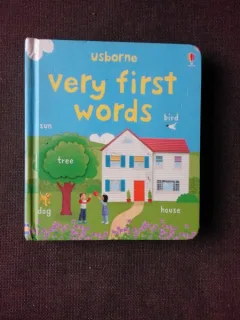 VERY FIRST WORDS   (CARTE PENTRU COPII, IN LIMBA ENGLEZA)