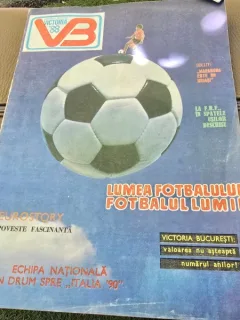 VICTORIA BUCURESTI 1988 - LUMEA FOTBALULUI , FOTBALUL LUMII - REVISTA FOTBAL