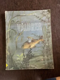 Viorica Huber Valurea (ilustratii de Ioana Oltes)