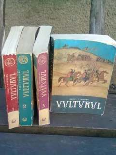 VULTURUL - RADU THEODORU  4 VOLUME