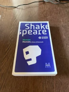 William Shakespeare - Hamlet, Prince of Denmark