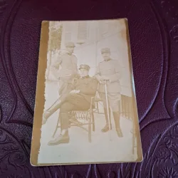 fotografie tip carte postala, grup de militar, alb negru - necirculata