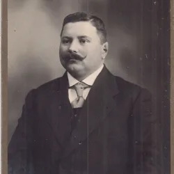 Fotografie din perioada interbelica