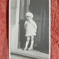 Fotografie, Geo (dr. Litarczek, parintele radiologiei romanesti) in ajunul Pastelui 1928