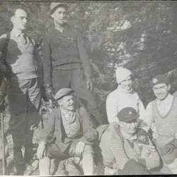 Fotografie tip Carte Postala, Grup de barbati in excursie, la munte, anii 40