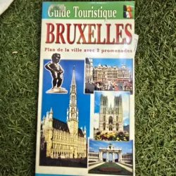 Guide Touristique Bruxelles, plan de la ville avec 2 promenades