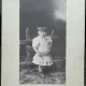 Fotografie pe carton, fetita de 2 ani, inceput de secol XX