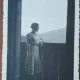 Fotografie, Stella, mama lui Geo Litarczek, parintele radiologiei romanesti, la munte in balconul casei padurarului, 1932