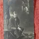 Fotografie tip carte postala, barbat pe bance, 1912