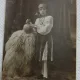 Fotografie tip Carte postala, Fetita in costum traditional, tinand in mana o ulcica de lut, perioada interbelica