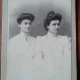 Fotografie tip CDV, dou femei, inceput de secol XX