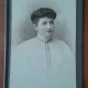 Fotografie tip CDV, tanara la 20 de ani, 1905