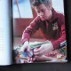 HAPPY DAYS WITH THE NAKED CHEF JAMIE OLIVER  (CARTE IN LIMBA ENGLEZA)
