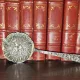 Lingură din argint (sterling silver) cu motive florale și fructe în relief