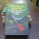 The more than complete hitchhiker's guide - Douglas Adams  (Ghidul autostopistului mai mult decât complet)