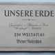 Unsere erde, ein weltatlas. Geographie, pflanzen, tiere, wirtschaft, statistik  (Pământul nostru, un atlas mondial. geografie, plante, animale, economie, statistici)