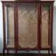 Vitrină de Lux în Stil Louis XV – Eleganță Aristocratică și Detalii de Epocă