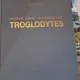 VOYAGE DANS LA FRANCE DES TROGLODYTES - P. SALETTA  (CARTE IN LIMBA FRANCEZA)